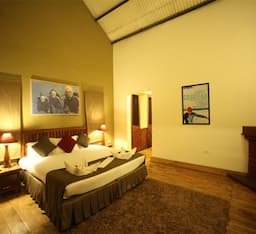 Hill View Room